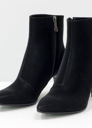 Эксклюзивные женские кожаные ботинки на шпильке 6 см в любом цвете5 фото