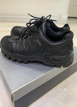 Кроссовки ecco