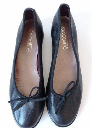 Кожаные, стильные женские базовые туфельки италия 36 р5 фото