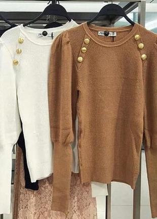 Свитер с золотыми пуговицами zara 3