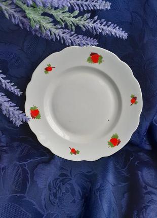 🍓малинка тарелка 1947-1953 годы порционная коростень послевоенная подглазурная роспись винтаж редкая фарфоровая ягоды