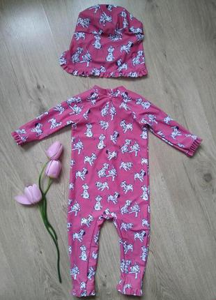 Розовый купальный костюм disney для девочки/комплект купальник и шапочка с собачками3 фото