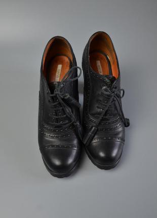Кожаные ботинки geox на устойчивом каблуке размер 388 фото