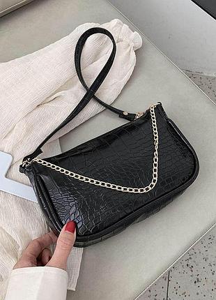 Сумочка багет з ланцюжком