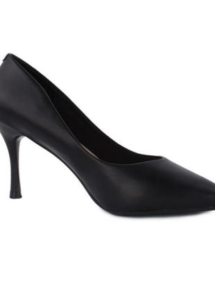 Стильні чорні класичні туфлі на шпильці класичні з гострим носком модні3 фото