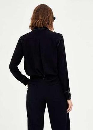 Черная блуза тренд 2021 с карманами большими zara2 фото