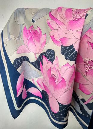 Винтажный шелковый платок hermès paris оригинал, цветы лотоса6 фото