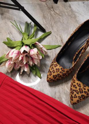 Тигрові туфлі so fabulous 39р.2 фото
