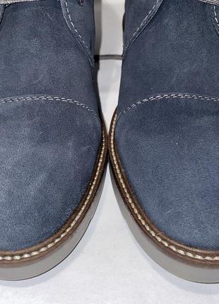 Ботинки clarks grandin top chukka boot. оригинал, новые, в коробке.5 фото