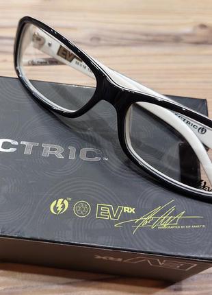 Мужские стиляжные  черно-белые очки treble от electric! usa!1 фото