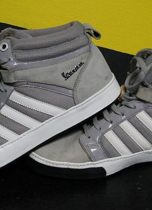 Высокие кожаные кроссовки vespa