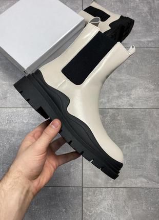 Женские зимние ботинки bottega veneta boots white (мех).7 фото