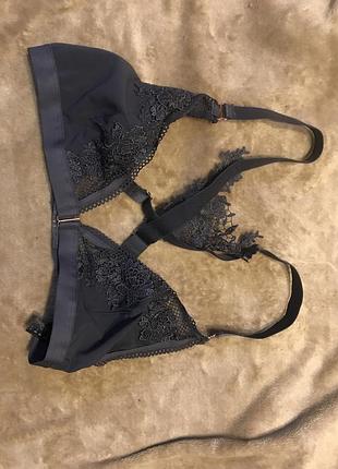 Бюстгалтер