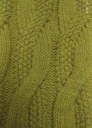 Женский свитер-гольф горчичного цвета,вязка косами5 фото