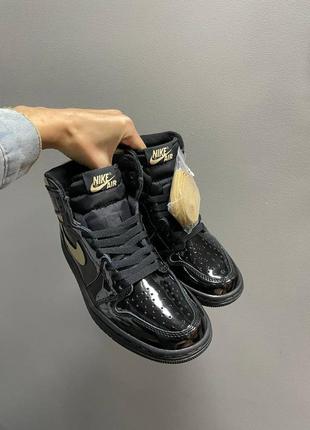 Nike air jordan 1 retro high black metallic gold, кроссовки весна-осень женские найк джордан 1, жіночі високі кросівки найк9 фото