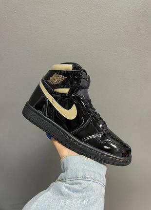 Nike air jordan 1 retro high black metallic gold, кросівки весна-осінь жіночі найк джордан 1, жіночі високі кросівки найк