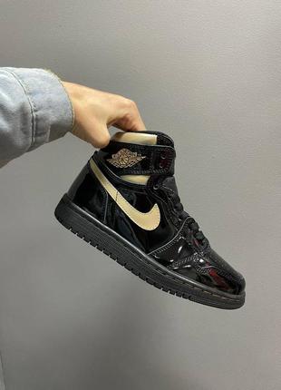Nike air jordan 1 retro high black metallic gold, кроссовки весна-осень женские найк джордан 1, жіночі високі кросівки найк6 фото