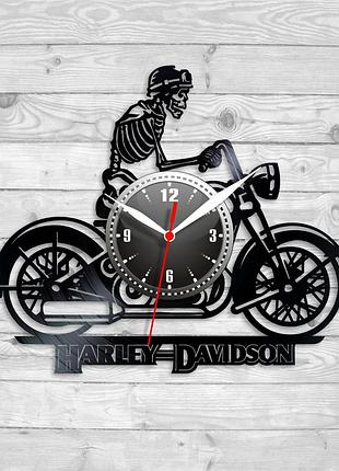 Скелет на моцике байкер часы часы с мотоциклом часы виниловые подарок байкеру скелет...