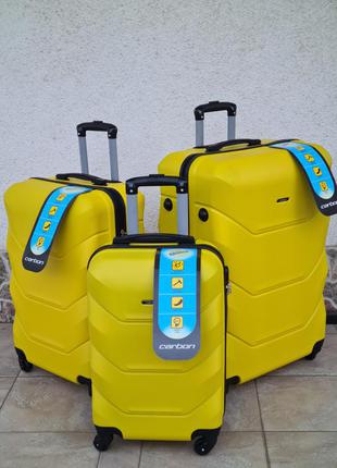 Яскравий дорожній чемодан фірми carbon turkey 🇹🇷1 фото