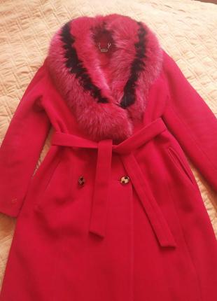 Італійське кашемірове пальто з хутром5 фото