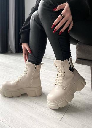 Женские массивные утепленные зимние бежевые ботиночки с молнией и мехом под бренд круті ботінки з хутром на зиму