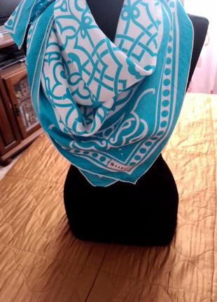 Vakko шелковый платок 86х86см.