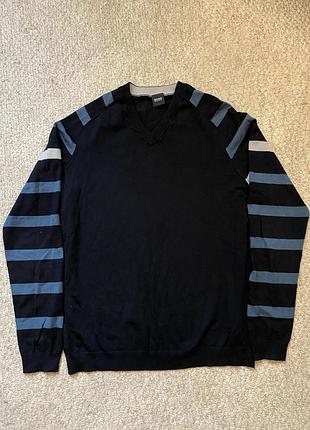 Свитер  hugo boss