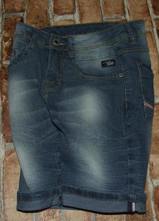 Новые шорты джинсовые мальчику 8 - 9 лет бермуды
