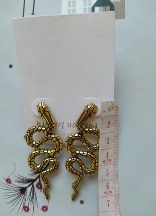 Красиві сережки у вигляді змії6 фото