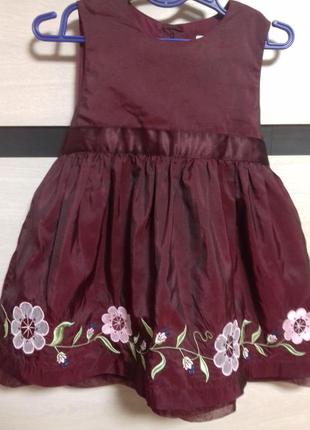 Нарядное платье для девчушки 1-1,5 года