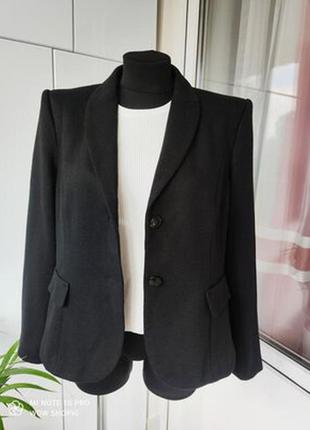 Піджак жіночий фірмовий
