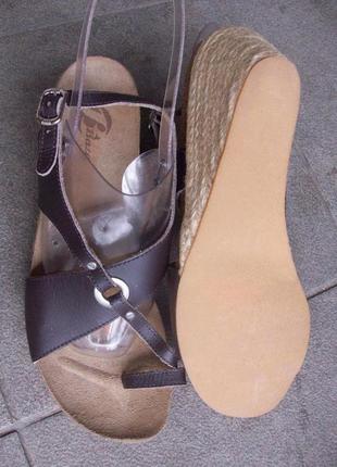 Рр 41-26,6 см босоніжки на велику ніжку bata шкіра