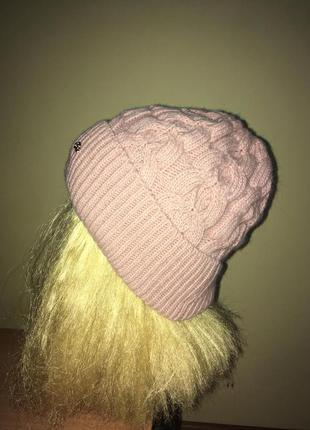 Зимняя шапка . цвет пудра