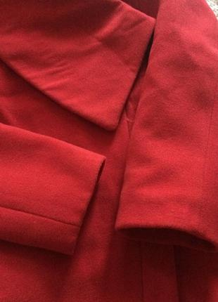 Стильне червоне пальто karolina5 фото