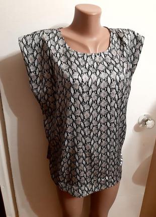 Блузка футболка