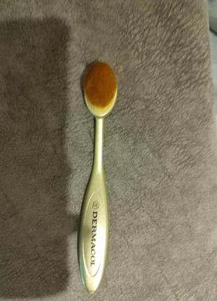 Кисть для нанесення тонального крему