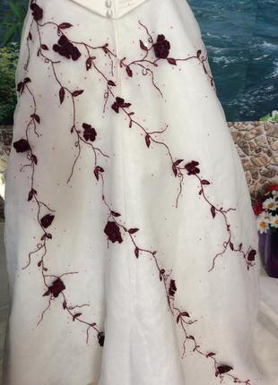 Платье нарядное свадебное с шлейфом р.46-484 фото