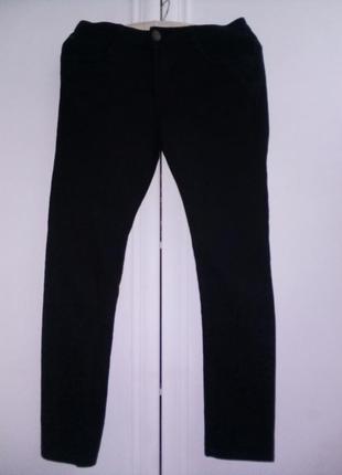 Стильные, мягкие, плотные джинсы р.eur38