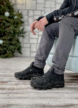 Кросівки air vapormax plus triple black кроссовки6 фото