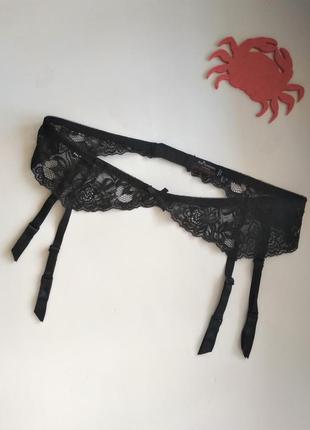 36-40р. м'який гіпюровий пояс для панчіх ann summers