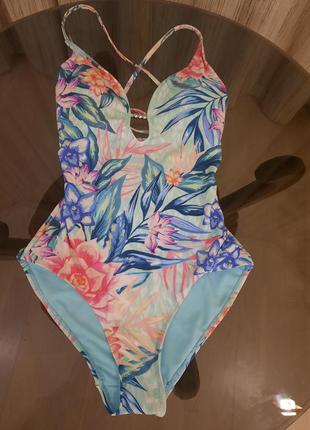 Accessories. купальник