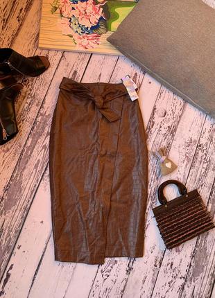 Юбка  миди primark спереди разрез назапах шоколадного цвета коричневая змеиный принт жираф офисная деловой стиль юбка карандаш