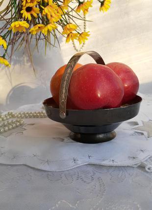 Єреван цукерниця ваза для цукерок фруктів срср саханица вінтаж мельхіор чорніння клеймо сріблення вірменська рср радянська вірменія1 фото