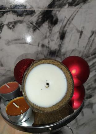 Свічка в шкаралупі кокоса 🥰2 фото