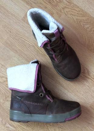 Кожаные термо ботинки keen 39,5 размера в отличном состоянии3 фото
