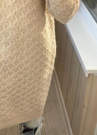 Объёмный  удлиненный песочный свитер 1+1=34 фото