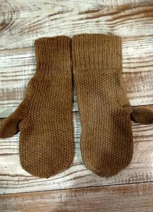 Теплые варежки