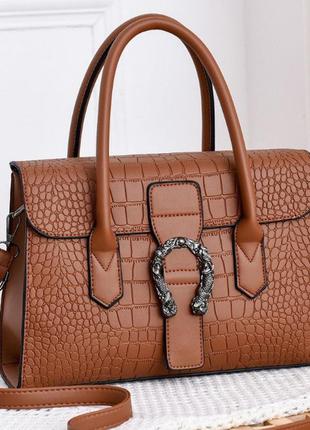 Женская сумка через плечо стильная и модная сумочка подкова под рептилию10 фото