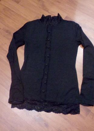 Кофточка с ажурным кружевом