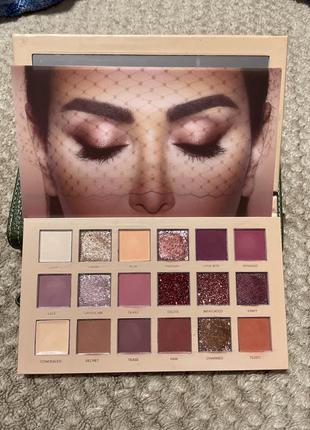 Палетка Huda beauty the new nude тени